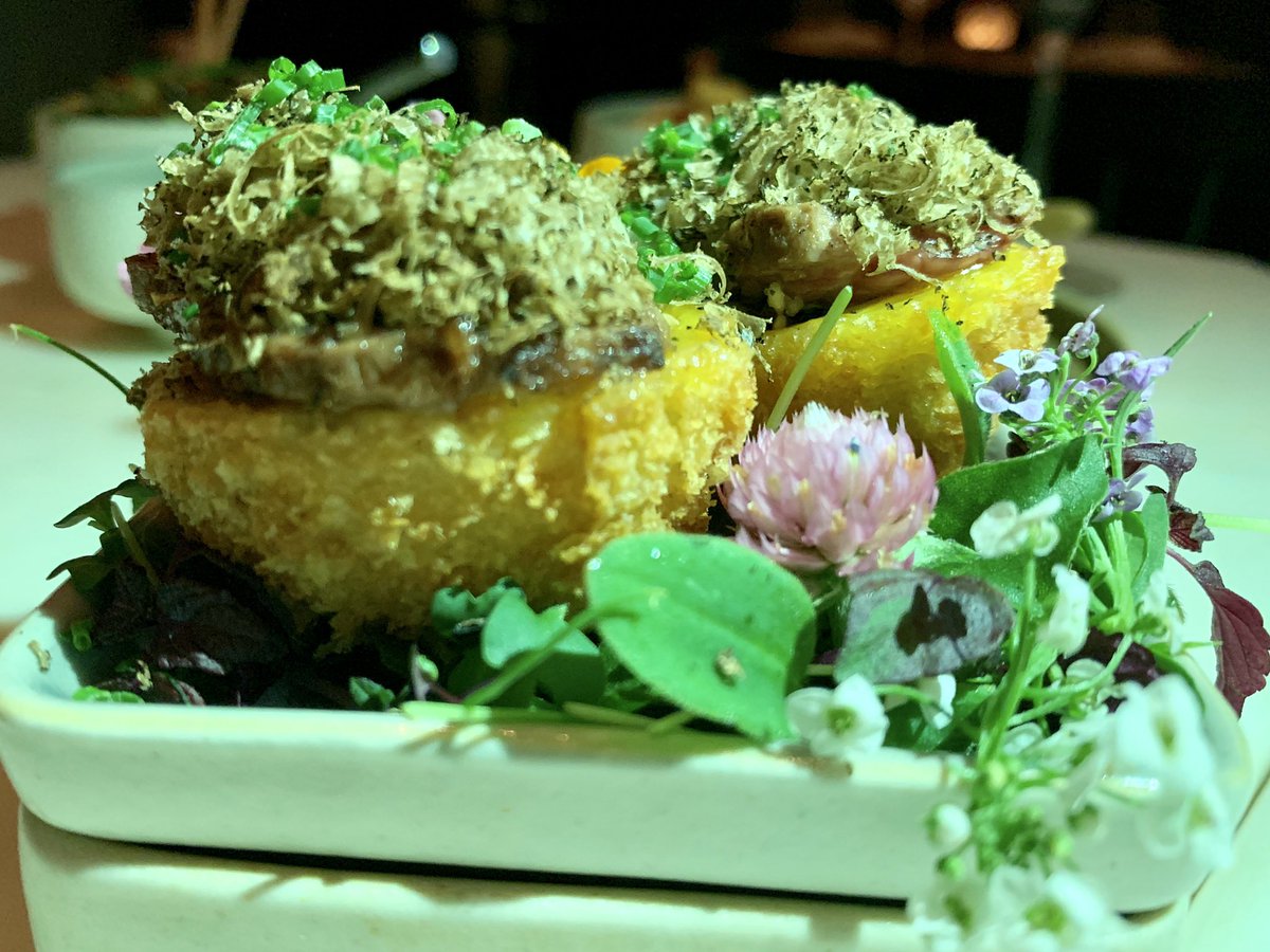 HedleyHymers's tweet photo. Some bao &amp; bites from BB DIFC; the apple waffle cone is a treasure chest of sweet apple wontons, biscuit crumb, freeze dried raspberry, #icecream and toffee sauce (injected to taste). Crack on! #bbdifc #dubai #dessert #mydubai  Loved it @BBdifc https://t.co/JWlB32SnFf