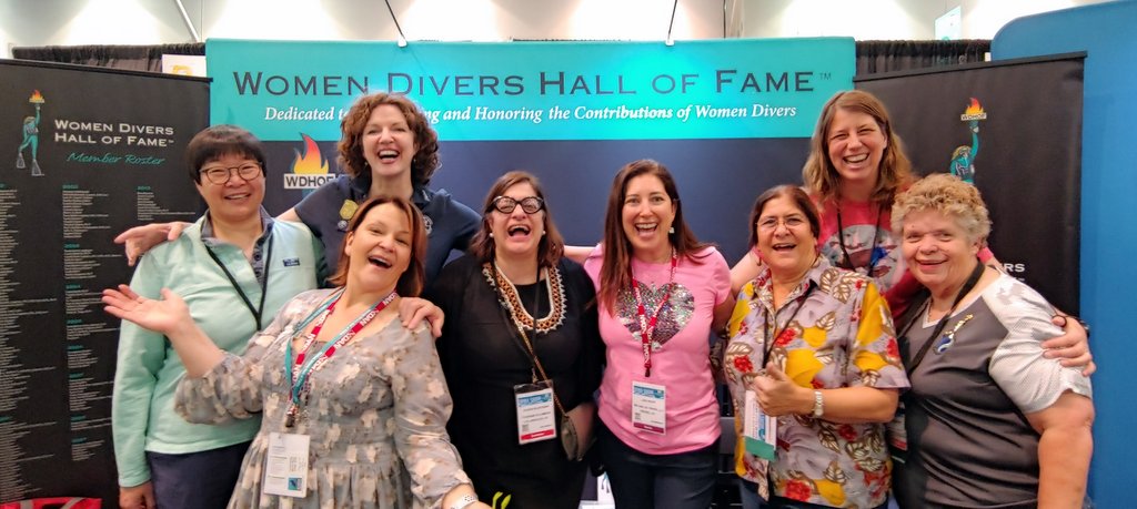 LisaNiver's tweet photo. Thank you @TheWDHOF #women #divers #scubadiving #DEMAShow! @DEMA_Show
Video: https://t.co/gVW89xakN2
#DEMA article: https://t.co/Yfdbf18nDl
#DEMAShow #DEMA #DEMAShow2018 #LasVegas #Scuba #ScubaIndustry https://t.co/I7v7LtidYK