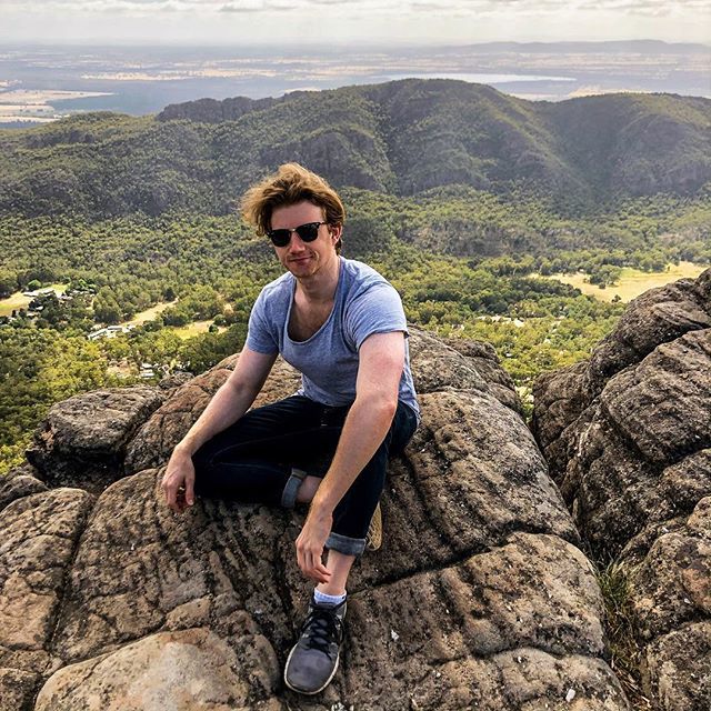 Today I climbed a mountain⛰
.
📸 <a href="/djperrilee/">DJ Perri Lee</a> 
#grampians #winecountry #view #music #rockclimbing bit.ly/2SOEEpK