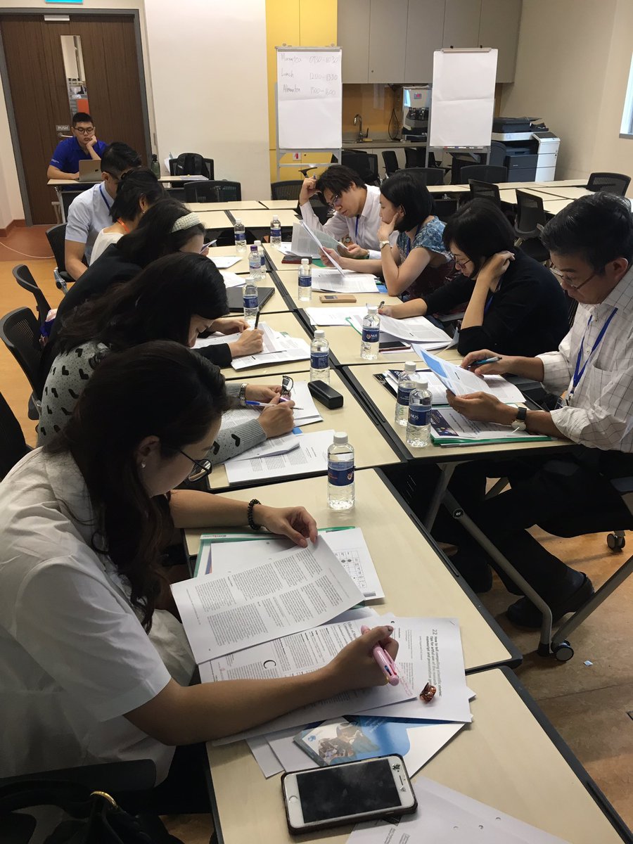 Participants work hard during workshop Publishing in different journals #APMEC2019 @NUSMedCenMED