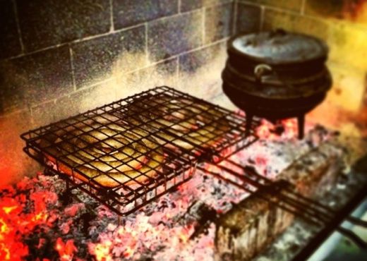 WalkerBaySpices's tweet photo. Watse een van ons speserye gebruik jy vir jou braai op die 'klein vrydag' ? ;) ons het n verskeindenheid van shakers, braai salt en grinders 🤪
#watsjoufavourite #braai #kleinvrydag #spoilyourself #msgfree #healthyoption @WalkerBaySpices https://t.co/5beFNiyzXL
