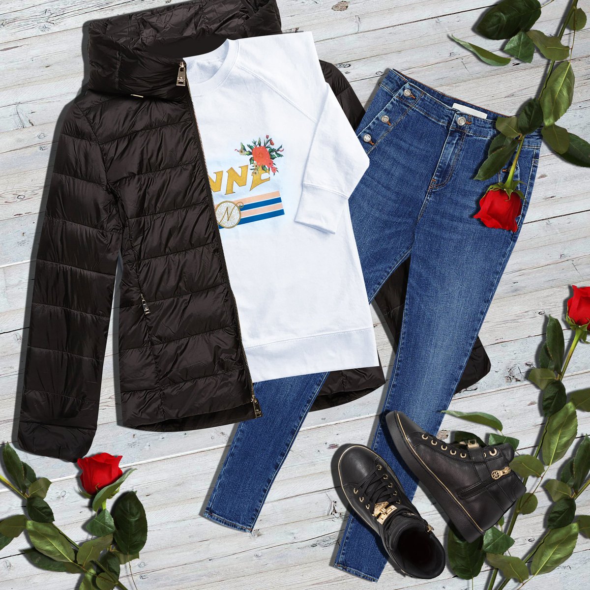 EnneOfficial's tweet photo. ENNE - The Italian Fashion Brand
Collection Fall/Winter 18/19 
#enne #clothes #enneofficial #brand #fashion #italy #photo #madeinitaly #woman #moda #outfit #lookbook #fashionphotography #fashionphoto #roses #girl #sweatshirt #felpa #tshirtdesign #beautyphoto #collectionfw1819 https://t.co/BRuuUD8IGk