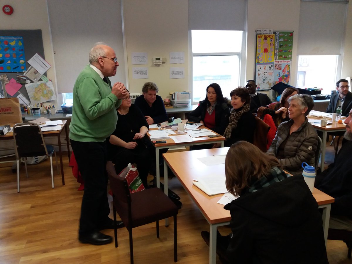 BURCProgrammes's tweet image. Meeting well under way with our great volunteer ESOL tutors #esol #volunteering #constructiveconversation