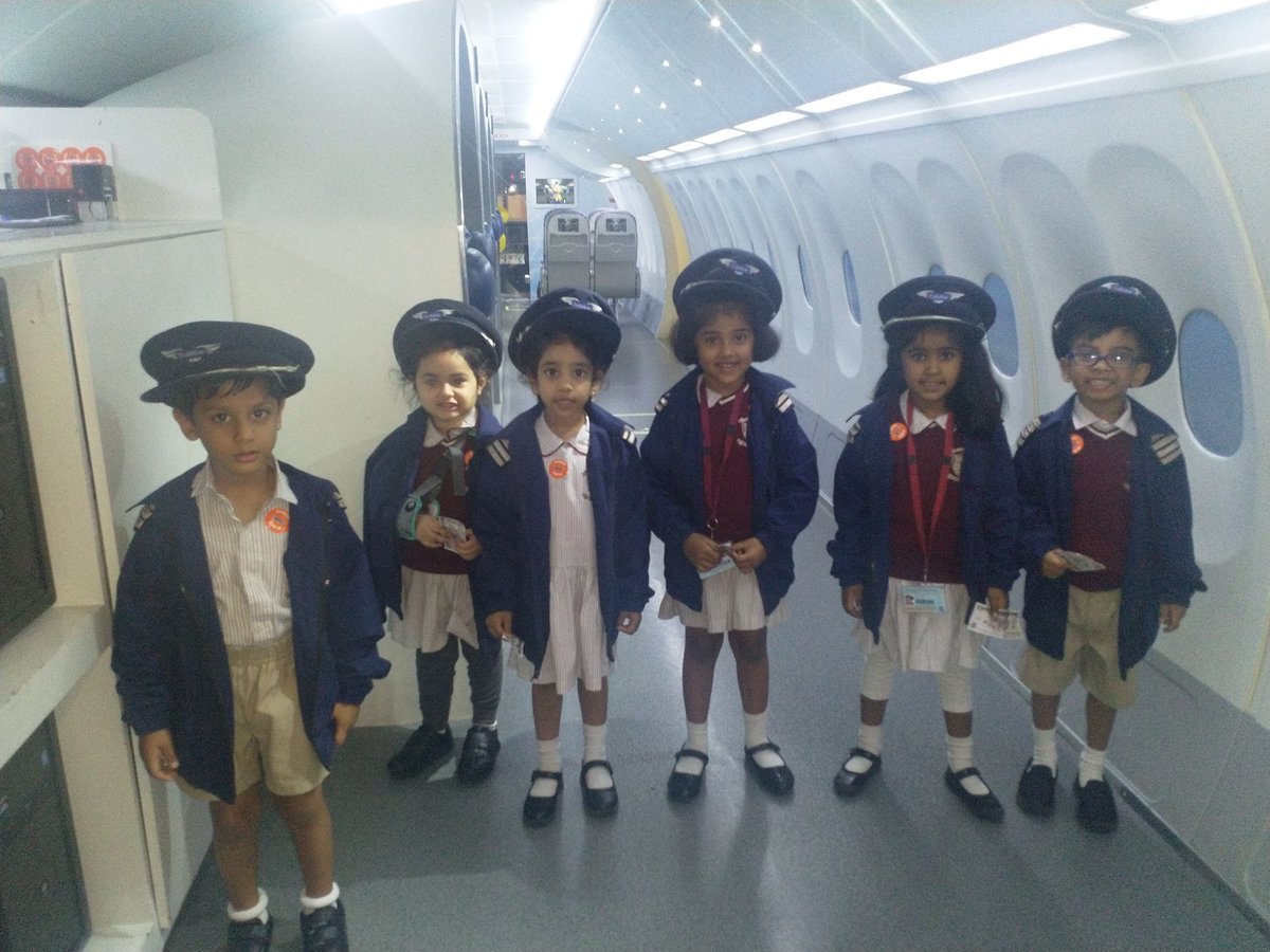StaceyJudith's tweet photo. Working hard to earn our #Kidzos 💰 #Kg1B @gemsnms_alkhail @KidZaniaDubai https://t.co/XUIVQs25xE