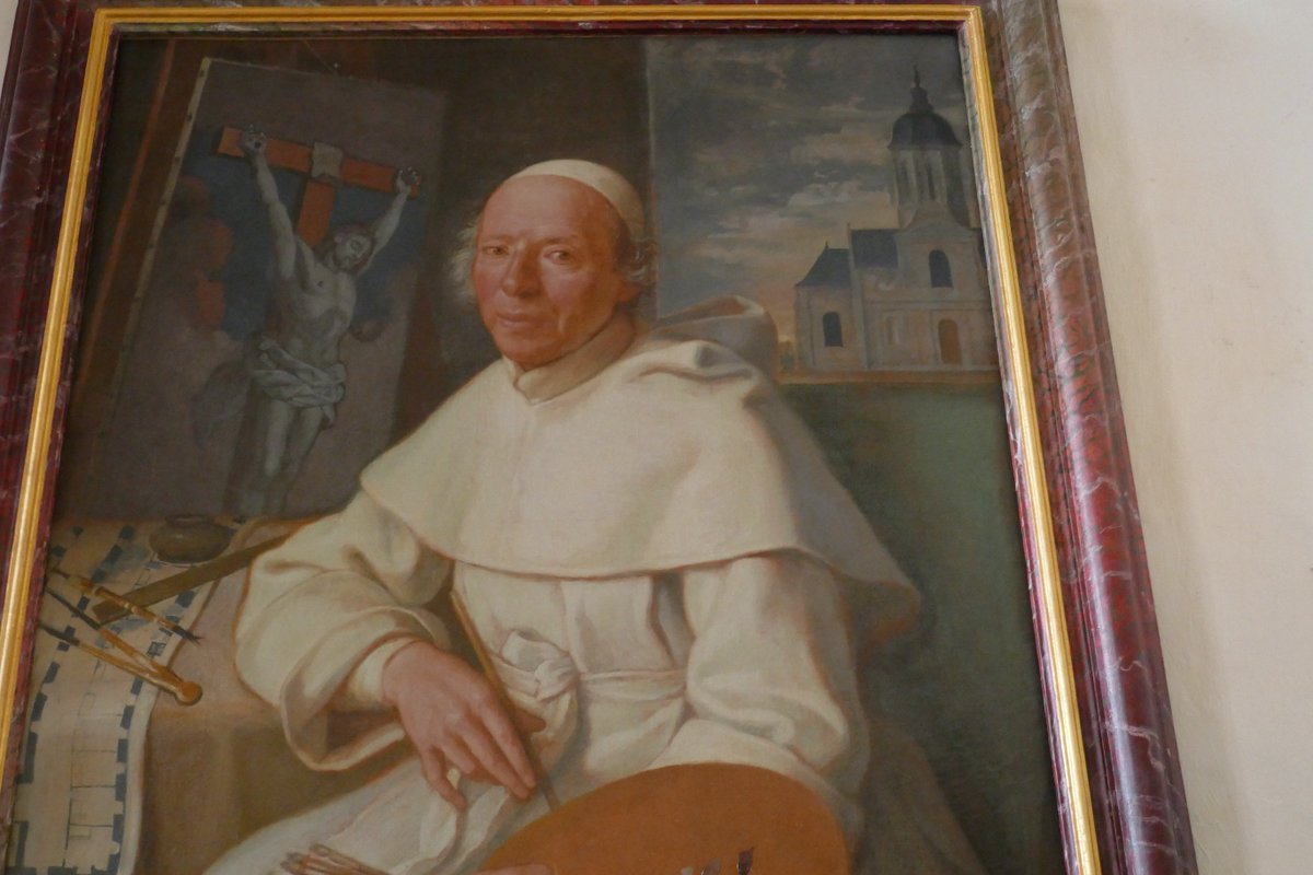 abbayedemondaye's tweet photo. Le portrait du père Eustache #Restout, o.praem, architecte de notre abbatiale et des bâtiments conventuels de #Mondaye, vient d'être restauré et de retrouver sa place à l'entrée du réfectoire. Merci à la fondation qui a pris en charge les frais de restauration. https://t.co/pKqOxlpQeG