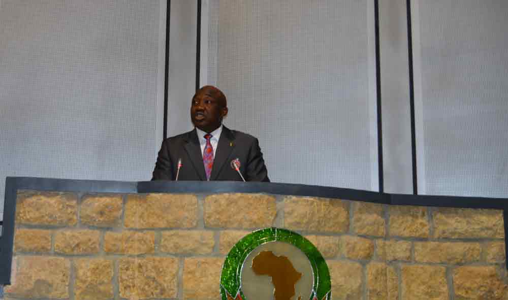 AUC_PAPS's tweet photo. Now at the #AUC: #AUPSC holds its 822nd Meeting: The Defence Advisor of #Nigeria, Col. Kennedy Okuro briefs Council on the revised Recommendations of the Military Staff Committee on the Harmonization of #ACIRC into the #ASF https://t.co/IsTYPqvXhs