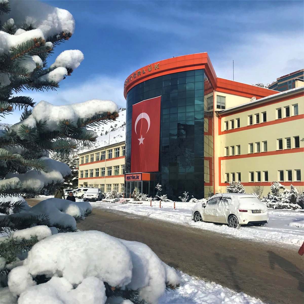 gumushane universitesi ogrenci isleri on twitter merkez kampusumuzden kar manzaralari https t co p4zmnbcx9l twitter