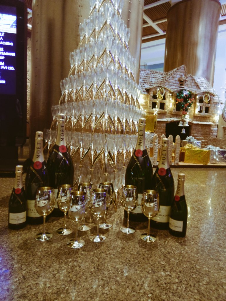 AAnnddrreeww (@aaaaandrew978) on Twitter photo 