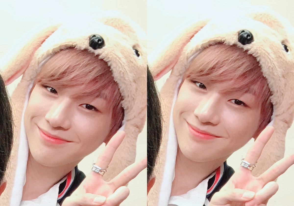 dn2man2's tweet photo. ‘1¹¹=1 (POWER OF DESTINY)’ 앨범 팬사인회 마지막 셀카타임 https://t.co/NvVk9qzrgC