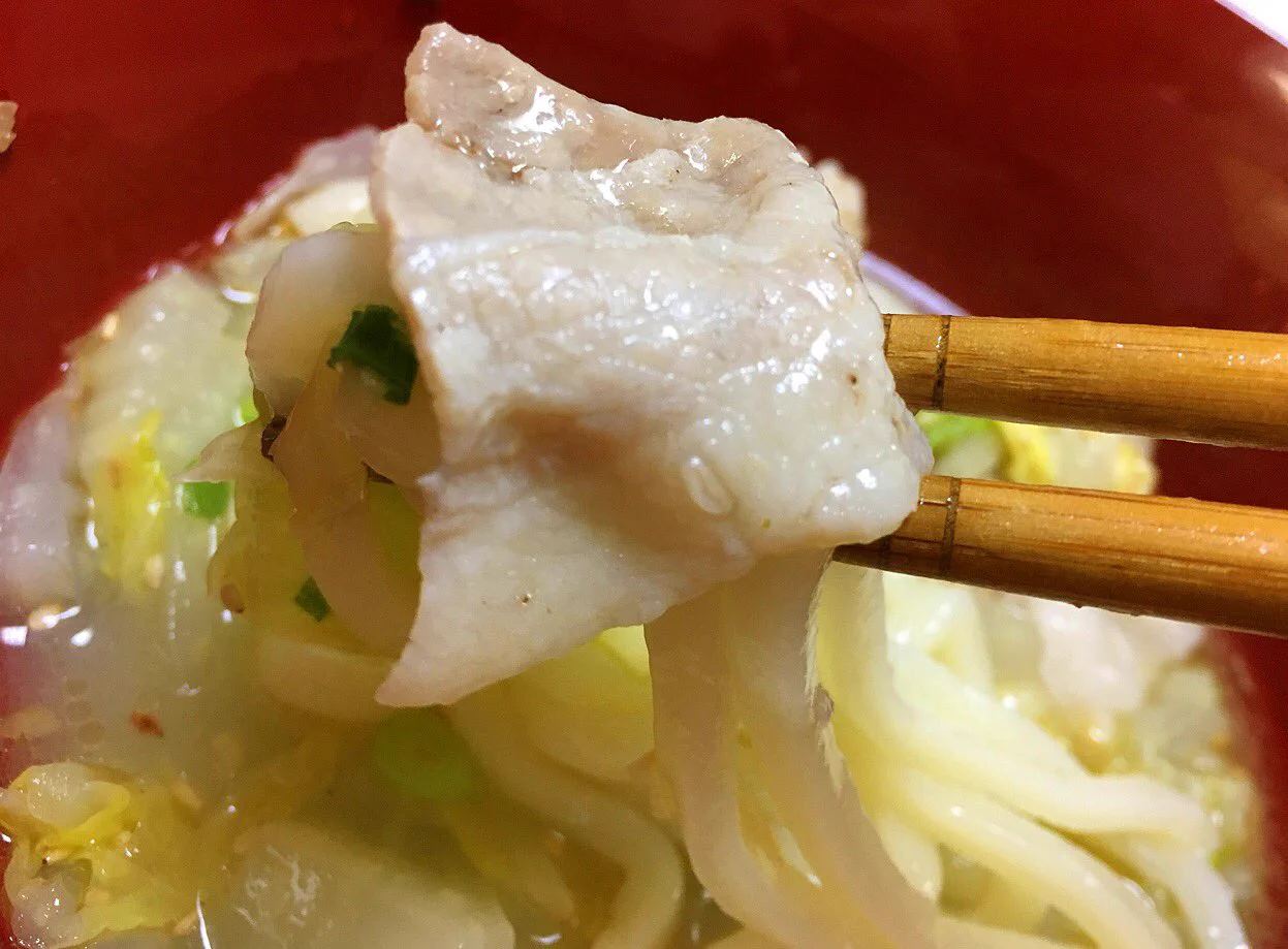 シャレにならないほどに美味しいらしい！！無水白菜うどんが本当に美味しそう！！