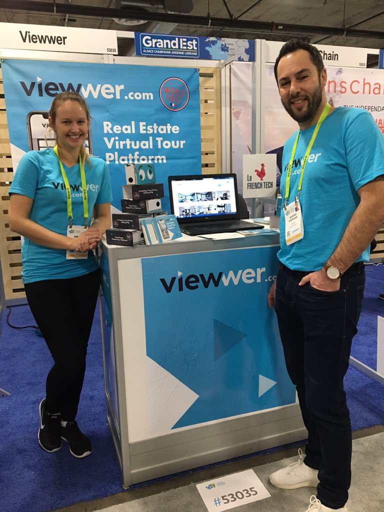 regiongrandest's tweet photo. #CES2019 le tour des #startup du #GrandEst avec @GizmoImmo qui propose Viewwer une solution de visite virtuelle sur #smartphone #GrandEstCES @LaFrenchTech https://t.co/6HsVCnO5Le
