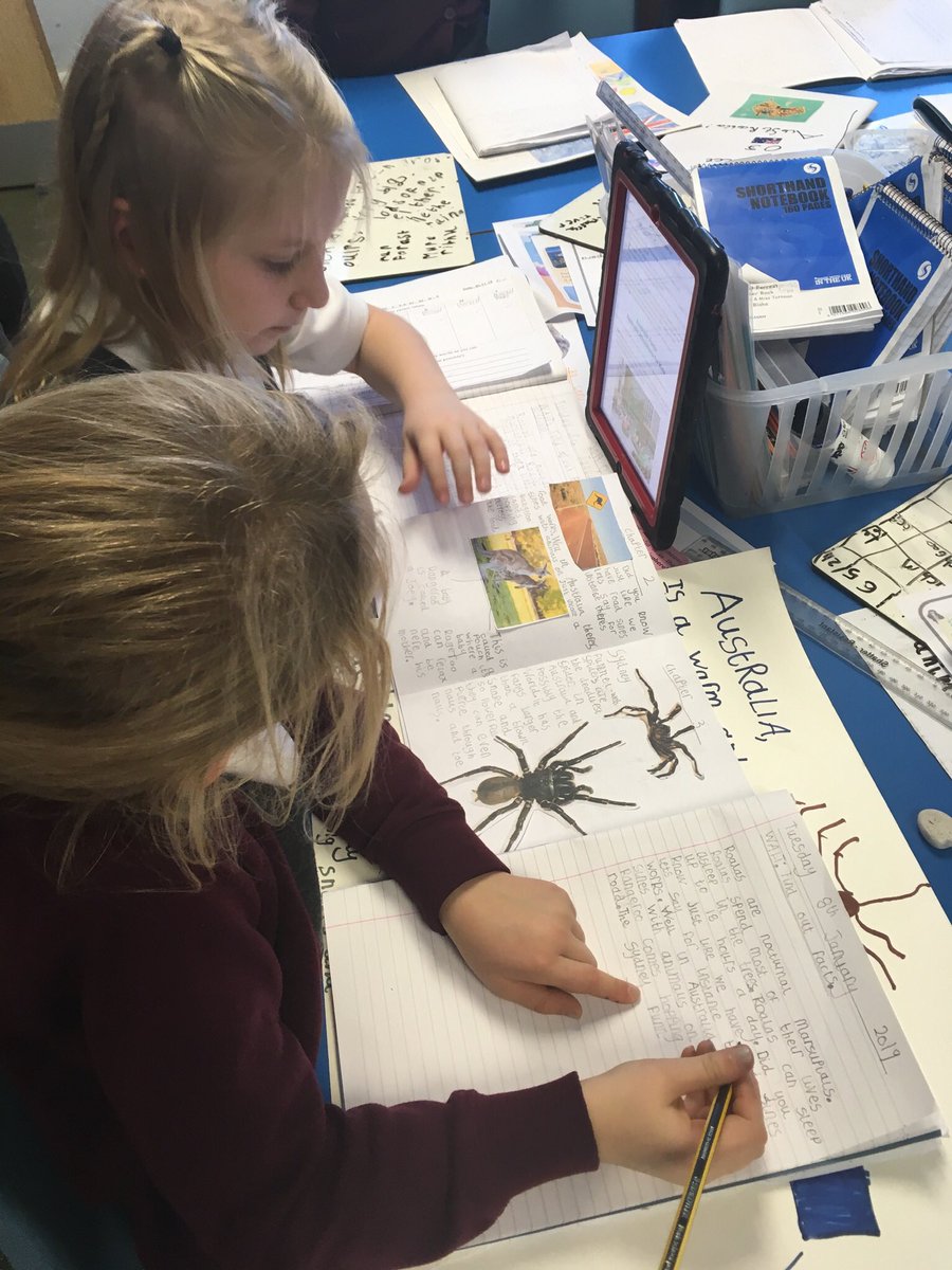 TottmanC's tweet photo. Using iPads to research facts about Australia! π https://t.co/cSapPhkyPP