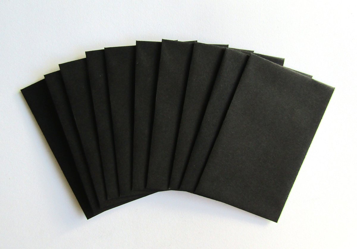LabelsAndMoreNL's tweet photo. Aren't they just cute? We have different colors of these small envelopes available in our shop, including these black ones. You can use them, for example, to put money in or add them to your bullet journal of junk journal.  https://t.co/IbOD2Hzgt4
#moneyenvelopes #etsy https://t.co/0Kgcjfl9nI