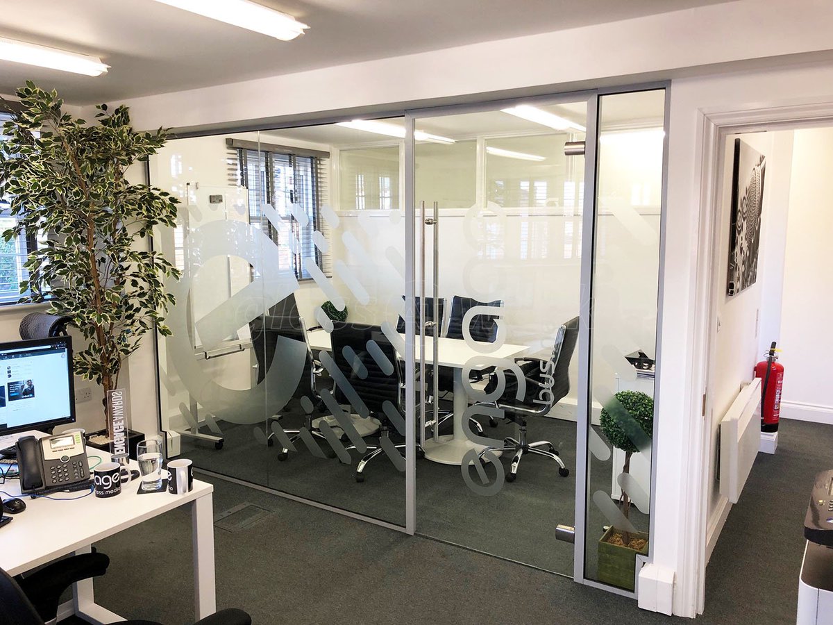 glass_at_work's tweet photo. ⭐️⭐️⭐️⭐️⭐️ Completed November 2018. An Acoustic Office Partition / Glass Room Divider With Door For Engage Business Media Ltd In Weybridge, Surrey.
#officefitout #officepartitioning #glassatwork #glasspartitions #glasspartitioning #glasspartition #officepartition https://t.co/FrCYoa2zVv