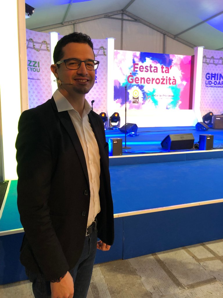 DanRavenMagic's tweet image. First performance of 2019 last week @ the Dar Tal-Providenza charity marathon! 

#charity #magician #tvmagic #illusionist #ravenisation