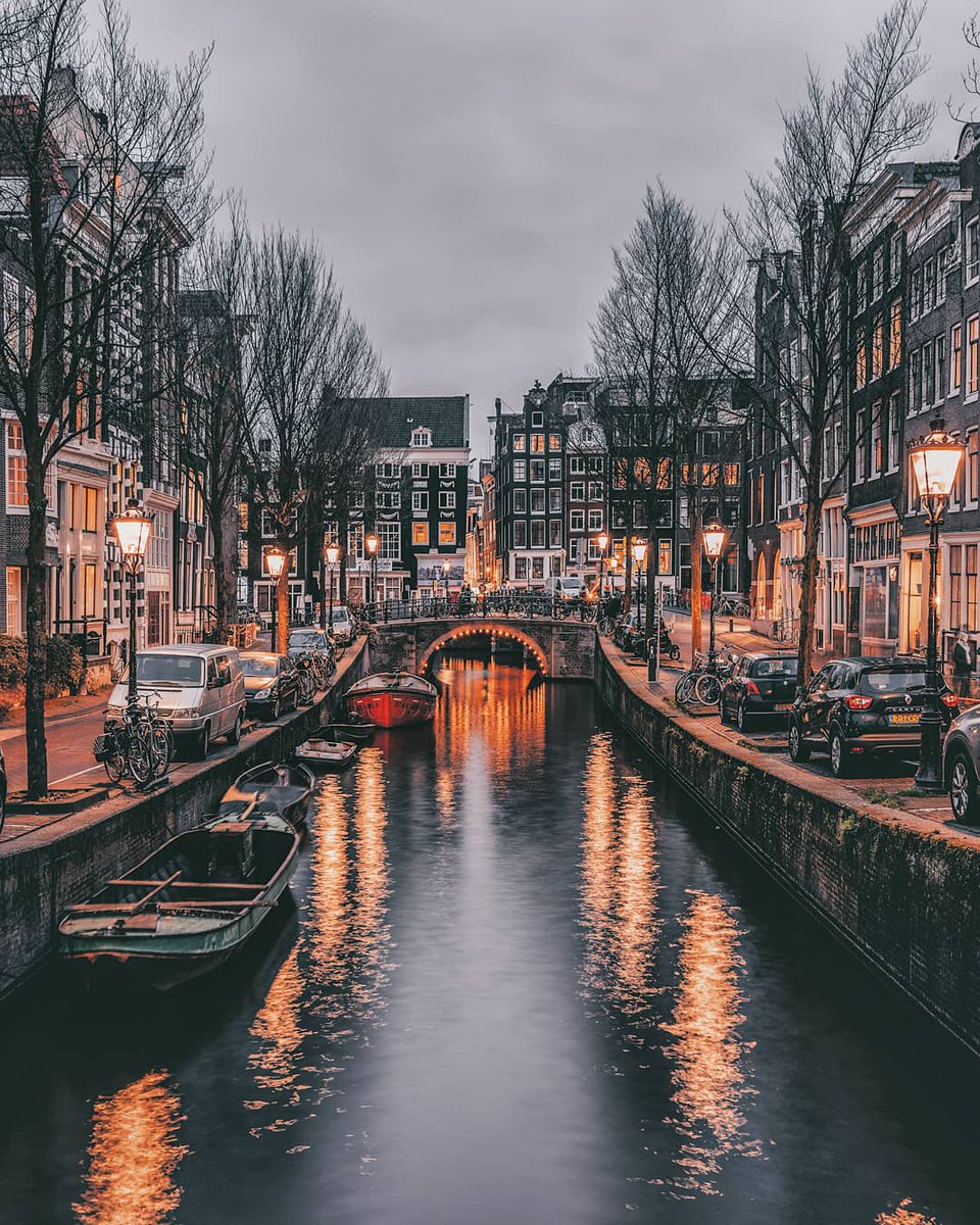 ✨Shiny Amsterdam✨
#Amsterdam #Netherlands #Holland #Dutch