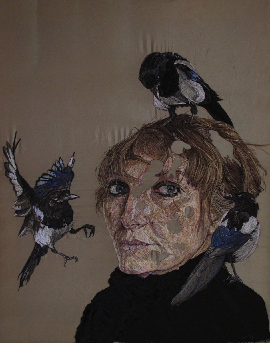 ArtistPartners's tweet image. Discover how a light bulb moment changed fine artist @houdiniem into a ‘thread painter’, using stitch to create portraits and wildlife pictures in her interview with @TextileArtSite: bit.ly/2BSF9sE