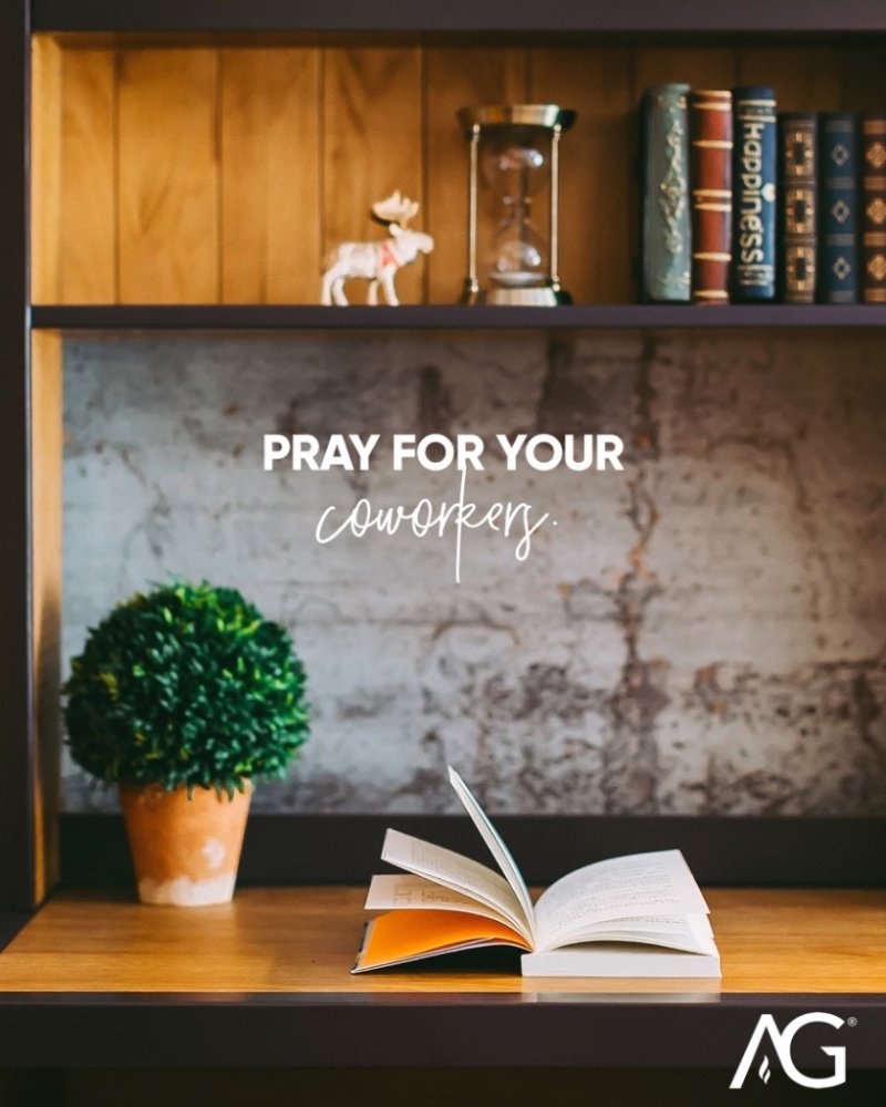 EvangelChurchKC's tweet photo. {WEEK OF PRAYER: Day 4} Pray for your workplace >> for your co-workers &amp; employer >> that you would be a light to those who do not know Christ >> that you would be a godly example. #weekofprayer2019 https://t.co/VNf2iWOk8e