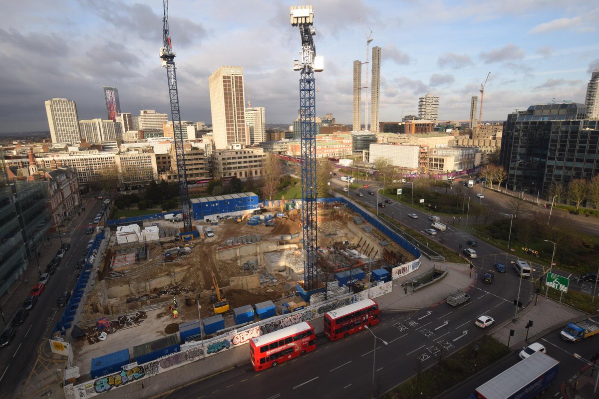 _hubliving_'s tweet photo. Happy New Year from #Croydon, where the works at #TabernerHouse are going ahead to deliver 513 homes for rent + sale and a revitalised Queen’s Gardens! Find out more on the project here: https://t.co/3ConnKIrCY    @AHMMArchitects @HenryConstructL https://t.co/La3MsdzzfE