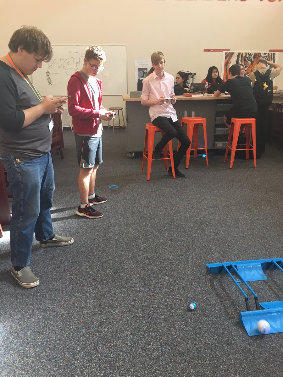 BHS_MC52's tweet photo. Sphero fun during B lunch today! #BHSMakerSpace https://t.co/bdeZDvACAE