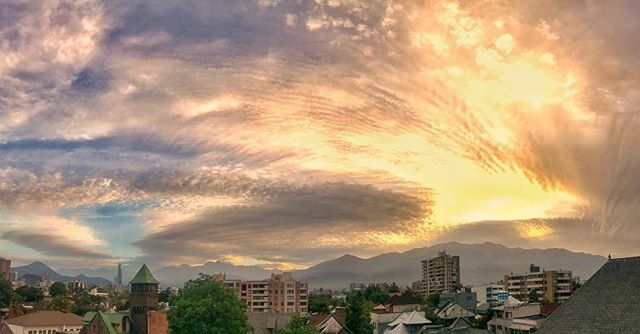 JaavierC's tweet photo. Landscape | Chile 🇨🇱
.
.
.
.
.
#santiagoadicto #santiagodechile #travel #traveling #travelchile #total_chile #visitchile #total_americas #chile_360 #chilelove #chile_fotos #igchile #ig_chile #canon #achilepoh #ig_santiagodechile #go_chile #scl #city #san… https://t.co/Hr8vP2OKXM https://t.co/78bWe5RY8m
