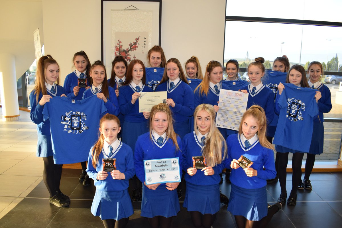 AGSIrish's tweet photo. #CEOL2018 Go raibh maith agat! Thank you so much @RaidioRiRa for the lovely prizes! @CnaG @RTE2fm @LynetteFay @assumptionlive 'Stócach Brocach' CEOL2018 Assumption GS https://t.co/wcy6zkvXZU via @YouTube https://t.co/lRi3ZvfrGy