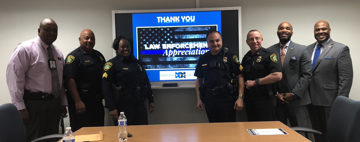 jaraunmransome's tweet image. Thank you @NewportNewsPD for all that you do to keep our faculty, staff, and students safe! We appreciate your work! @nnschools #NNPSProud #LeadshipMatters #TeamNNPS
