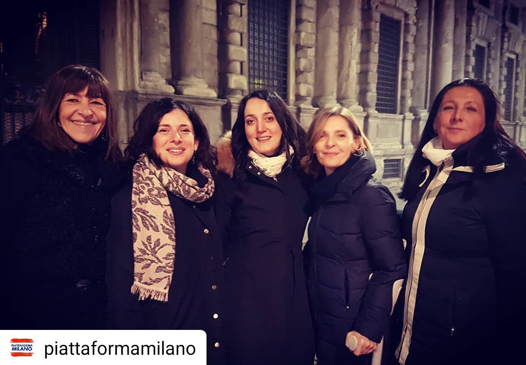6 dei 12 membri di #piattaformamilano sono donne. Anche nel rinnovamento fatti non parole #9gennaio #Milano con <a href="/lauramastro/">lauramastro</a> <a href="/carupelle/">Carolina Pellegrini</a> <a href="/DebbyGiovanati/">Deborah Giovanati</a> <a href="/stefaniabonac/">Stefania Bonacorsi</a> #cinziamessori