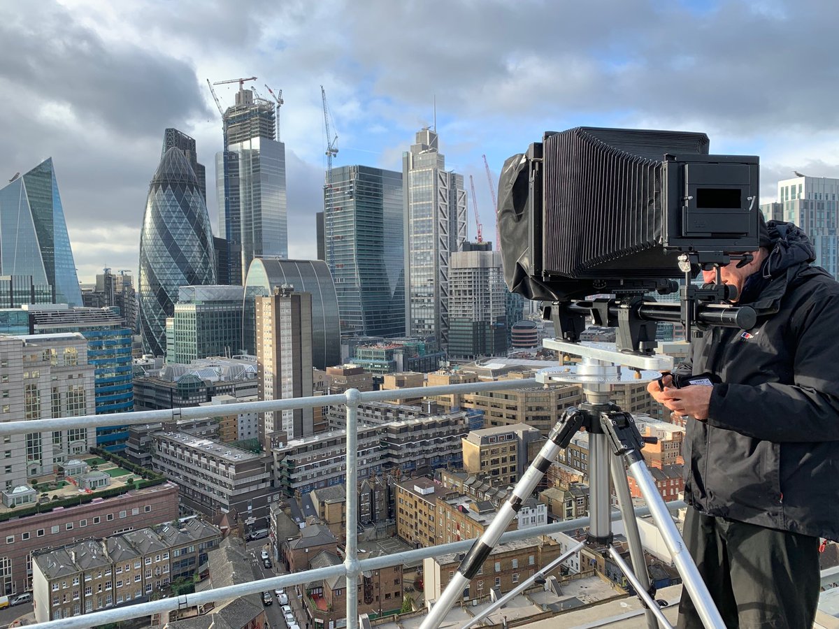 ⁦<a href="/Ruttersuk/">PAUL RUTTER LTD</a>⁩ #London #locationphotography today what a great view for a #trans light for more information #HowItsMade translights.com