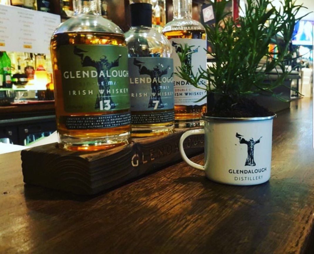 When life gives you lemons, make whiskey sours 🥃#whiskey #WhiskyWednesday