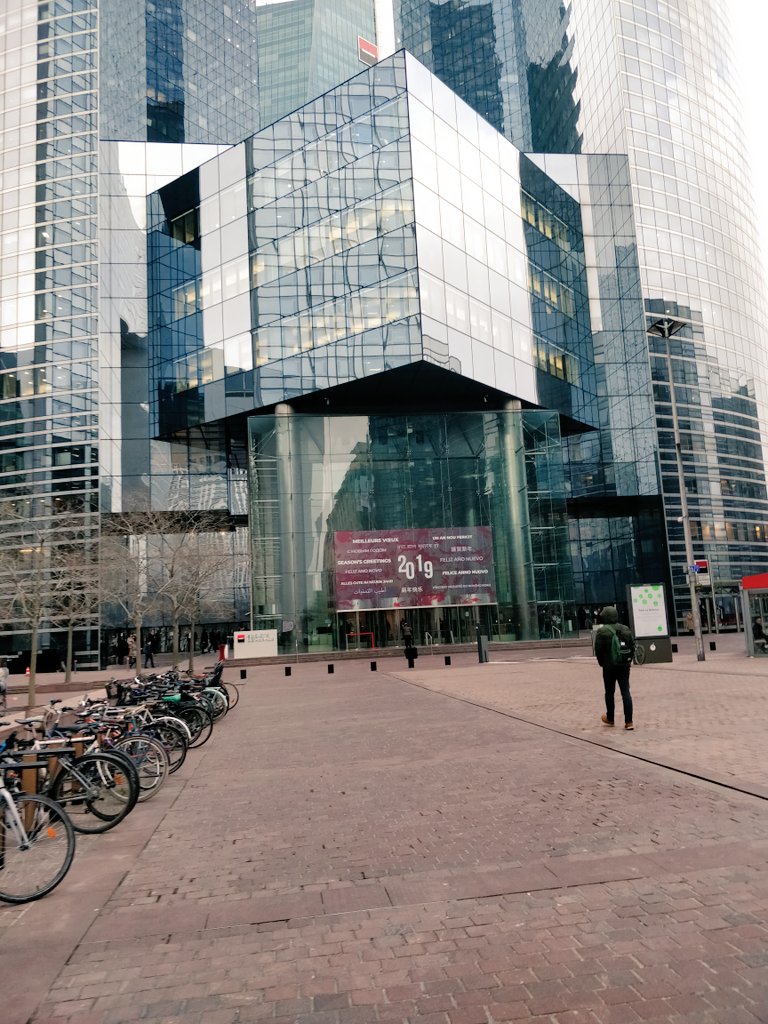 Good to see 2019 greetings in Hindi at SG Towers #Paris