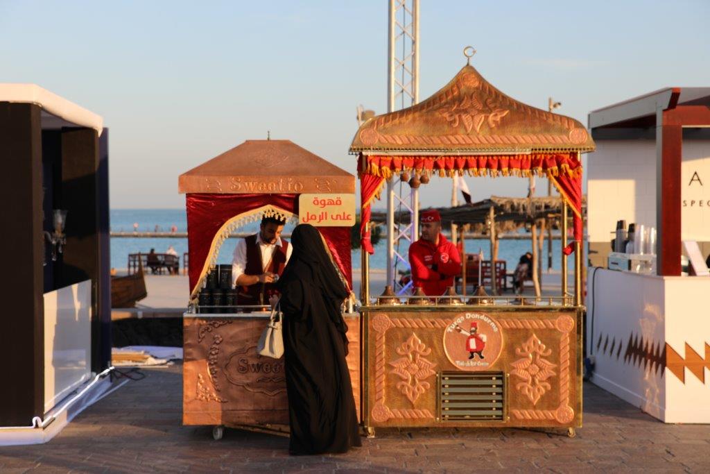 kataraqatar's tweet photo. استمتعوا مع عائلاتكم بأجود أنواع القهوة خلال زيارتكم لمهرجان #كافينيتد 3 في #كتارا ، والمستمر حتى 13 يناير
#الوعد2022
#كتارا_ملتقى_الثقافات
#كتارا_وجهة_ثقافية_سياحية
Enjoy the finest coffee tastes with your family at 3rd #Kaffeinated festival that stays till 13 Jan at #Katara https://t.co/RCrmNUCb4r