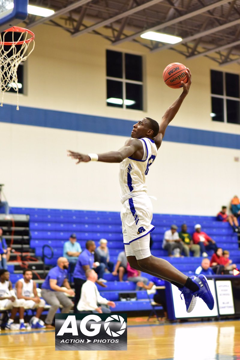 Flying like MJ!   Great win APK over WO <a href="/Coachw513/">Scott Williams</a> <a href="/APKHoops/">Apopka Basketball</a> <a href="/AGOActionPhotos/">Alex G Olivera</a> .