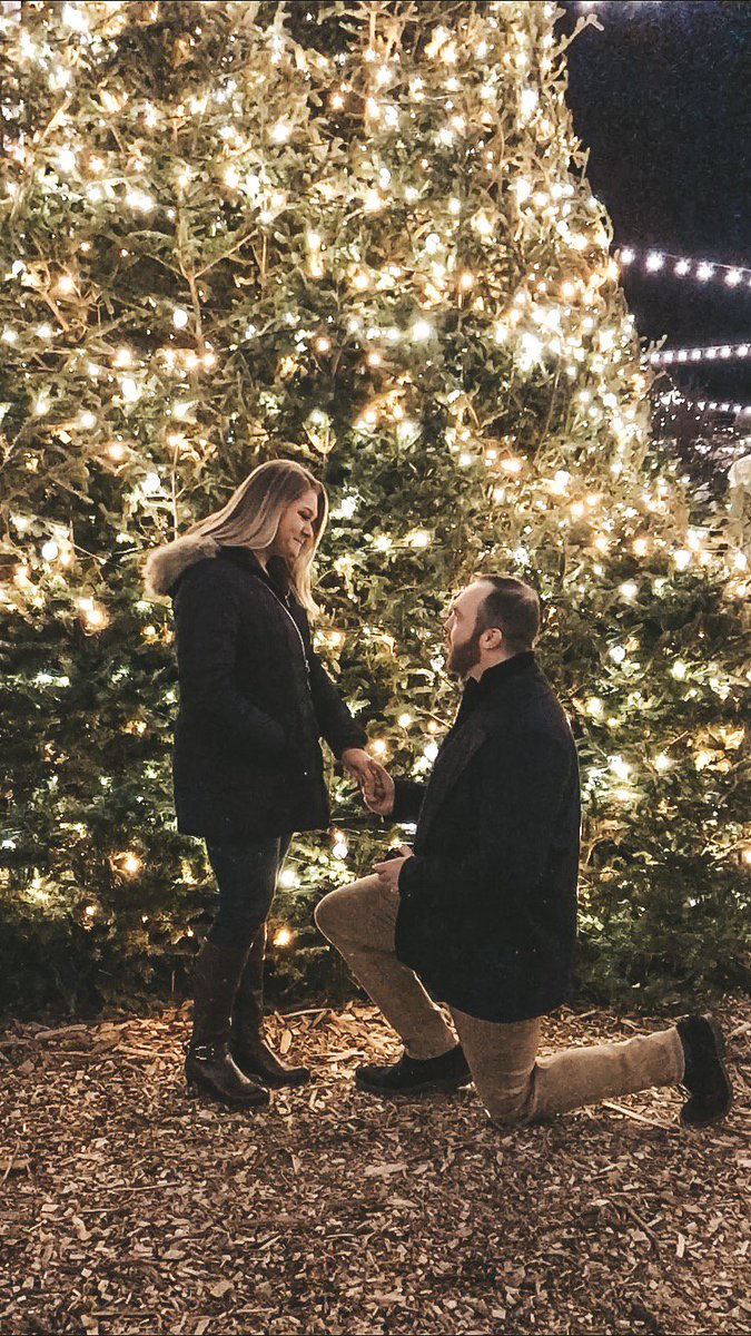 LLBean's tweet photo. Thanks to everyone who entered our #LLBeanNLContest! Your photos of family fun at @LLBeanFreeport made our season magical. Congratulations to our 3 $100 Gift Card winners: Tova M., of Portland, ME; Brittany A., of Rumford, RI; Johnny M., of South Portland, ME. https://t.co/v6PdYMG4h8
