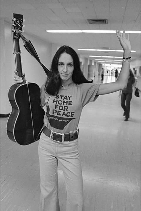 Happy birthday 
Joan Baez. 