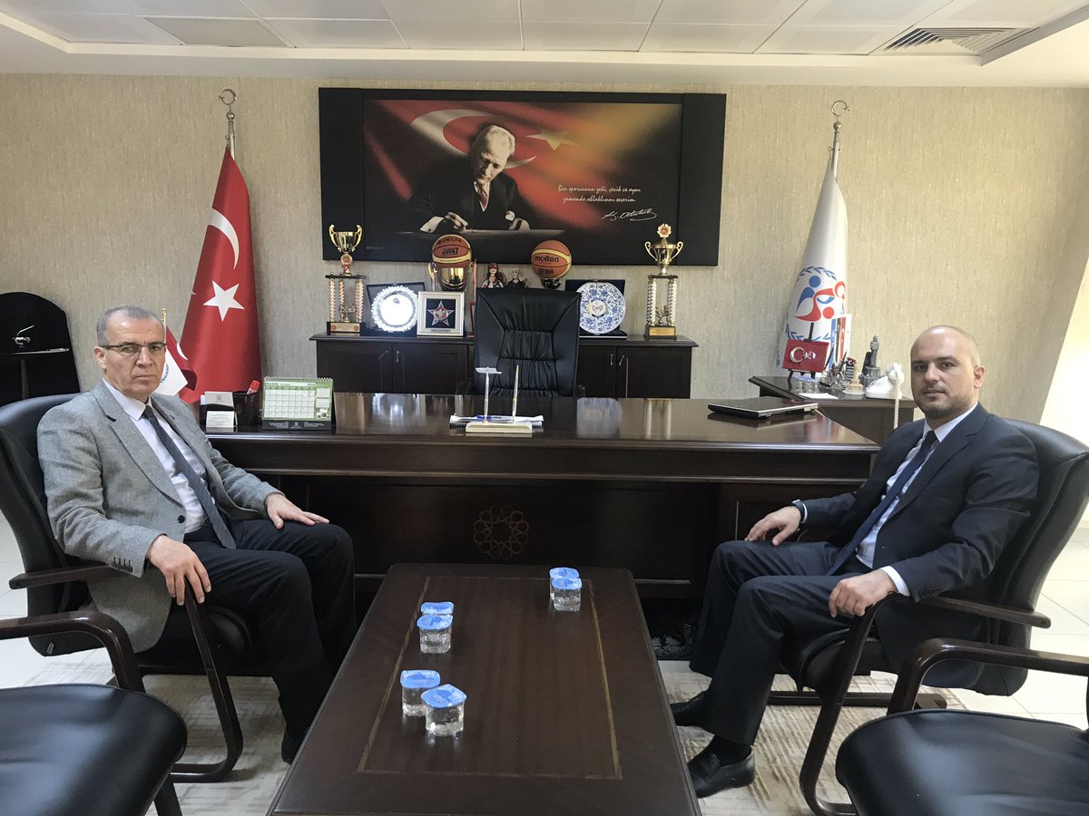 SGK İl Müdürümüz Abdulkadir Akkaş ve Gençlik ve Spor Müdürümüz Remzi Arkatlı’yı ziyaret ettik.