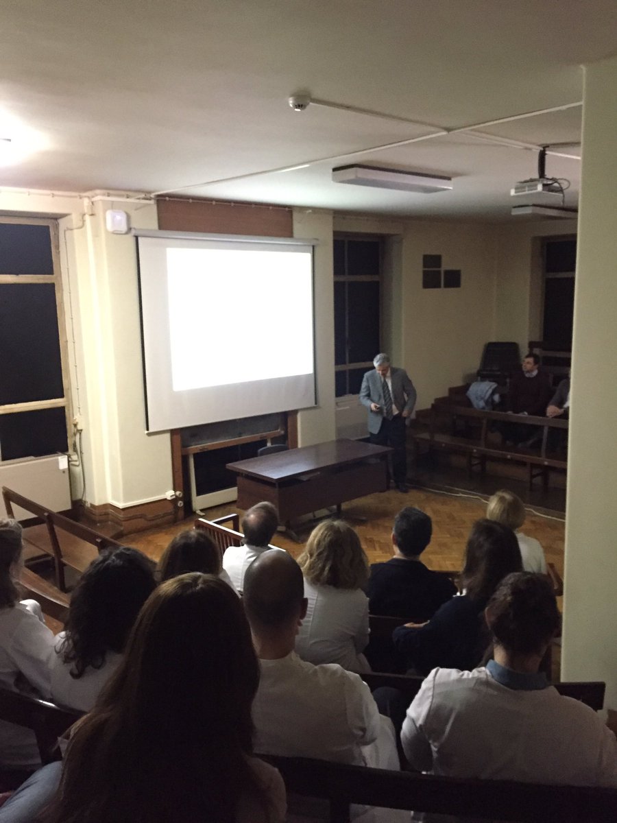 EuropeanDILInet's tweet photo. Chair of the #proeurodili Dr Raul Andrade is giving a lecture on #dili at the Faculdad de Medicina in Lisbon, Portugal #costAction #research #liver-injury #knowledge https://t.co/d8T2aCnxue
