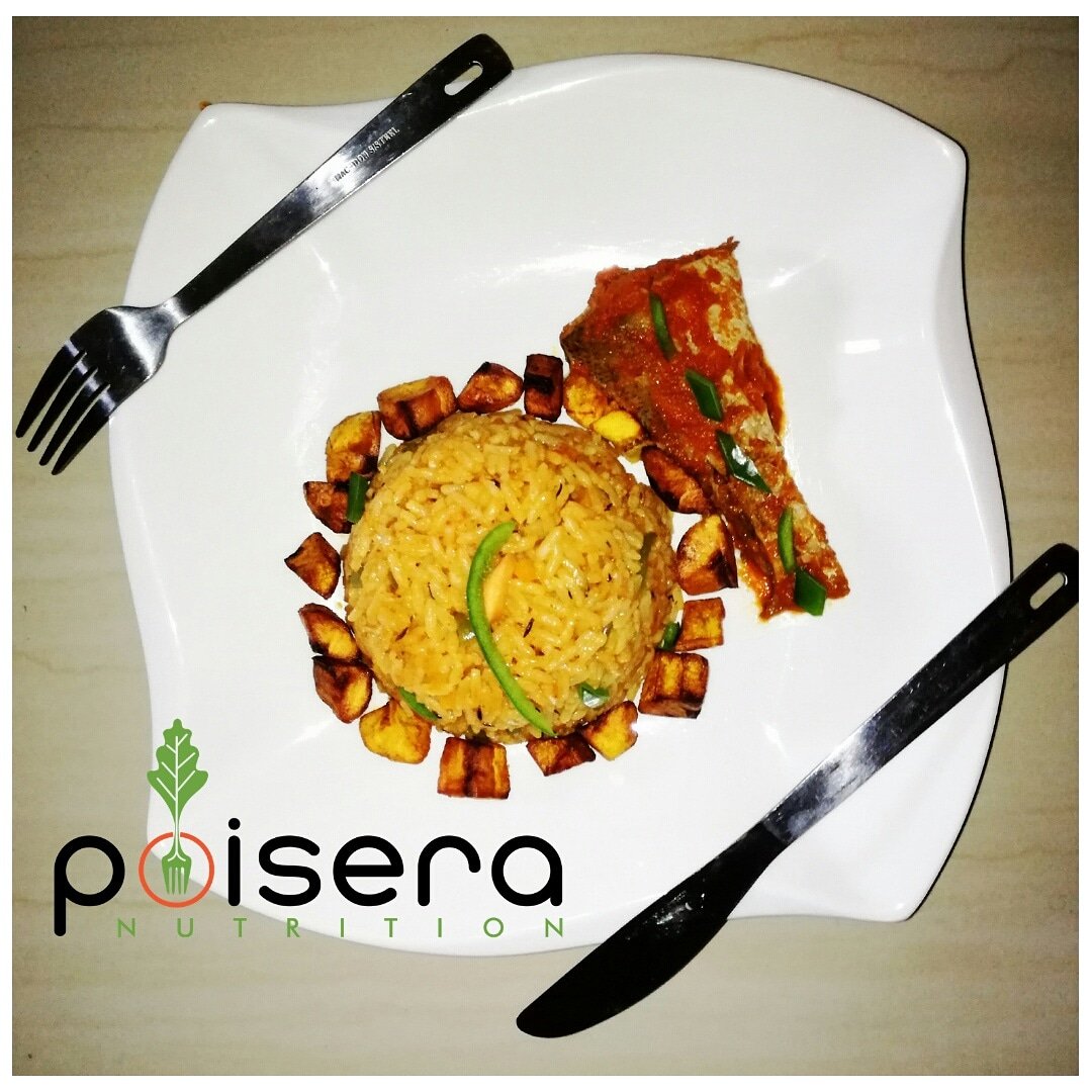 WHAT'S FOR #LUNCH? 
If you're at work, going for lunch is a good way to give yourself a break from work, get refreshed and refuel your energy for the rest of the day. #Poiseranutrition #Lagosdietitian #Nigerianmeals #nutritionatwork #Lagos #Nigeria