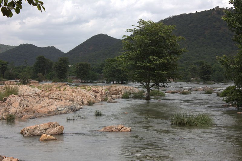 BritGeoSurvey's tweet photo. Annual Science Review story 4: We're in the #Upscape project investigating ways to represent the many local water processes within hydrological models at river basin scale in #India. For more https://t.co/EZ0VEo7Zqt for more stories see https://t.co/w5pG7GAfIw #BGS4GlobalGood https://t.co/vxeSFjA9BP