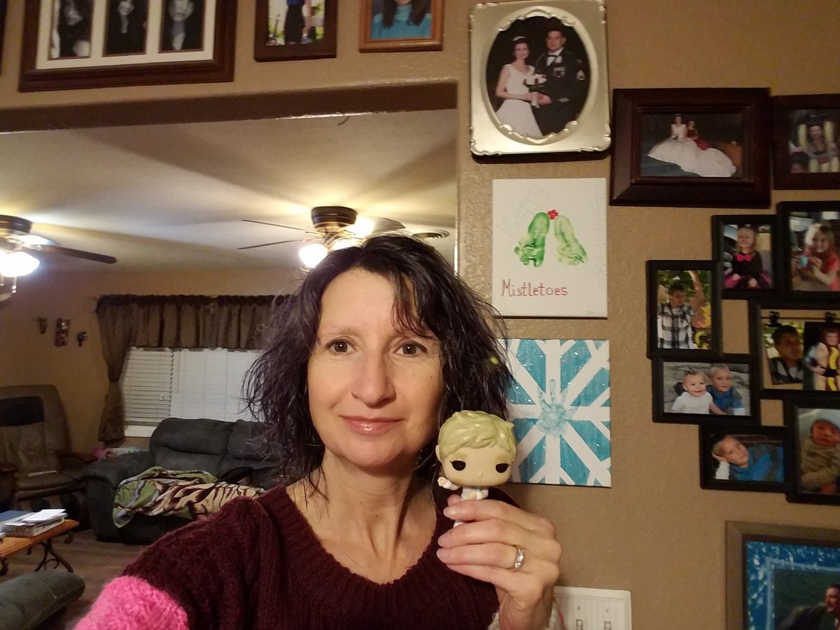 Anita_Karr's tweet photo. Nearly 3 hrs of my role model @TheEllenShow @NBCGameOfGames #GameofGames 
yesterday &amp; a good night's sleep helps me face the day in my soul killing job #militarywife #duranieforlife #bekindtooneanother #firstevers #BestNewsEver #ThanksSponsor #ImEllensBiggestFanInArkansas https://t.co/YIyDwAdI6b