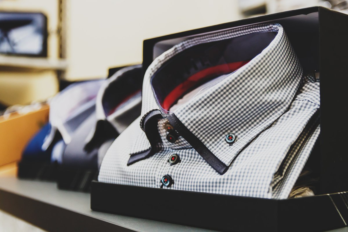 Casual, chique, en alledaags: een overhemd past áltijd!🕴🤵

Benieuwd naar de overhemden van PM Mannenmode? Kijk op pm-mannenmode.nl/overhemd  #pmmannenmode #franeker #herenmode #herenkleding #overhemd #chiqueoverhemd #overhemdfriesland #overhemdfraneker