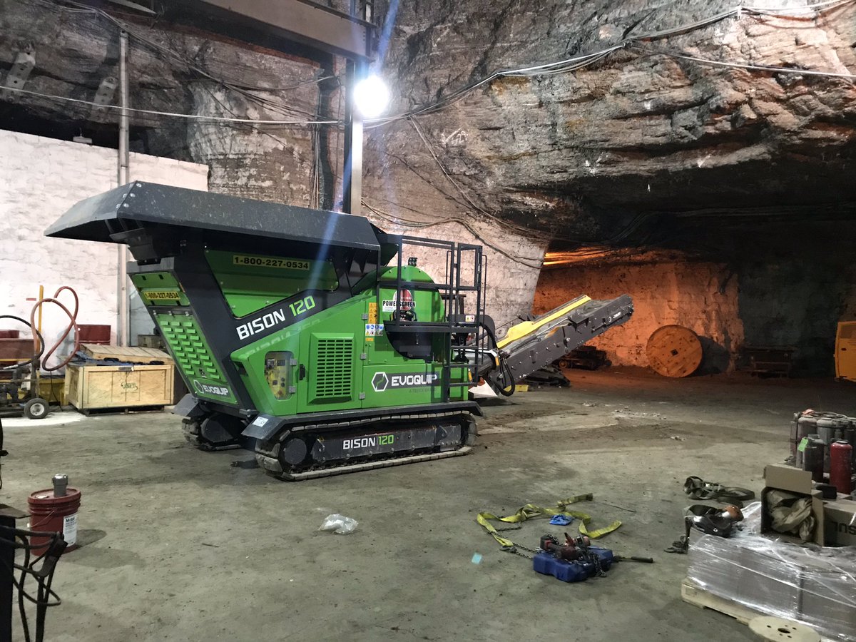 PowerscreenCS's tweet image. Bison 120 Jaw Crusher @Evo_Quip crushing rock FAR below the Earths surface. #compactwithimpact #babybisonisabeast