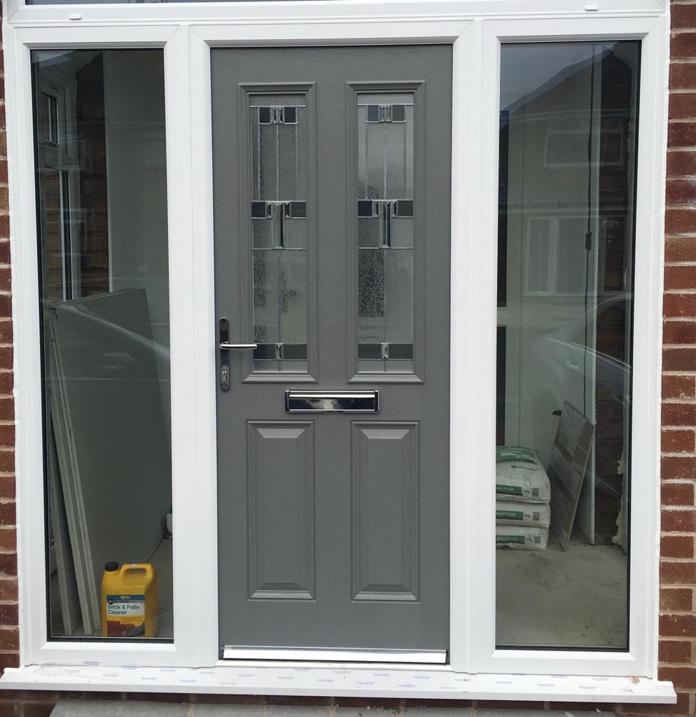 Windoworld's tweet photo. Make a bold statement with a stylish composite door. We have a wide range of colours and glass styles available. Contact us for a free quote today on 01257 367 899 for Chorley or 0151 531 0056 for Liverpool, alternatively you can email us at Info@windoworldupvc.co.uk! https://t.co/EWoGZW0Pxt