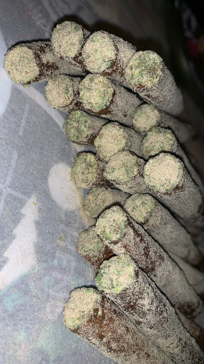 iamDependablez's tweet photo. The purpose of art is washing the dust of daily life off our souls.
~Pablo Picasso~ 
Purple Chem Flower
Pineapple Distillate
GMO Dry Sift 
@iamDependablez 
#iamLUCKY #dependablez #MOHG #thehandofthanos 🖖🏽 https://t.co/HnCLkaQdyq