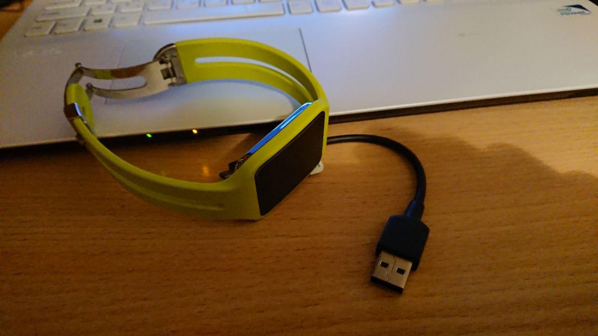 TeriaevZhenia's tweet image. Да, пусть модель уже не новая, но они классные )
#Sony #SmartWatch3