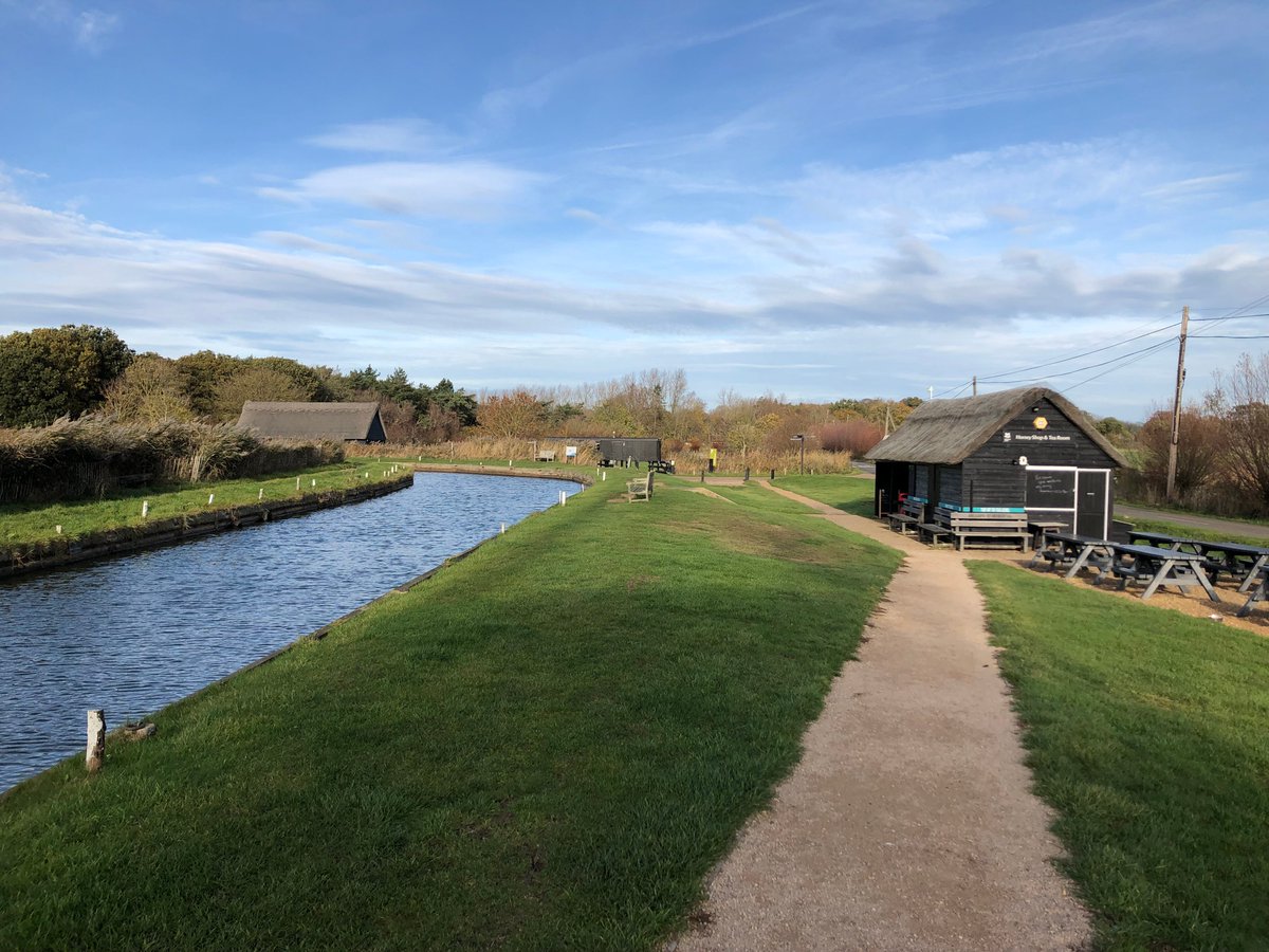 svweathertech's tweet photo. Crisp views from our recent visit to The National Trust Horsey Wind Pump. Perfect for a New Year's walk or to blow the cobwebs away #NationalTrust #HorseyWindPump #SkyviewSystems #windsensor #weathermonitoring #weathersystem #safety #weatherstation https://t.co/tAg9sYH0z3