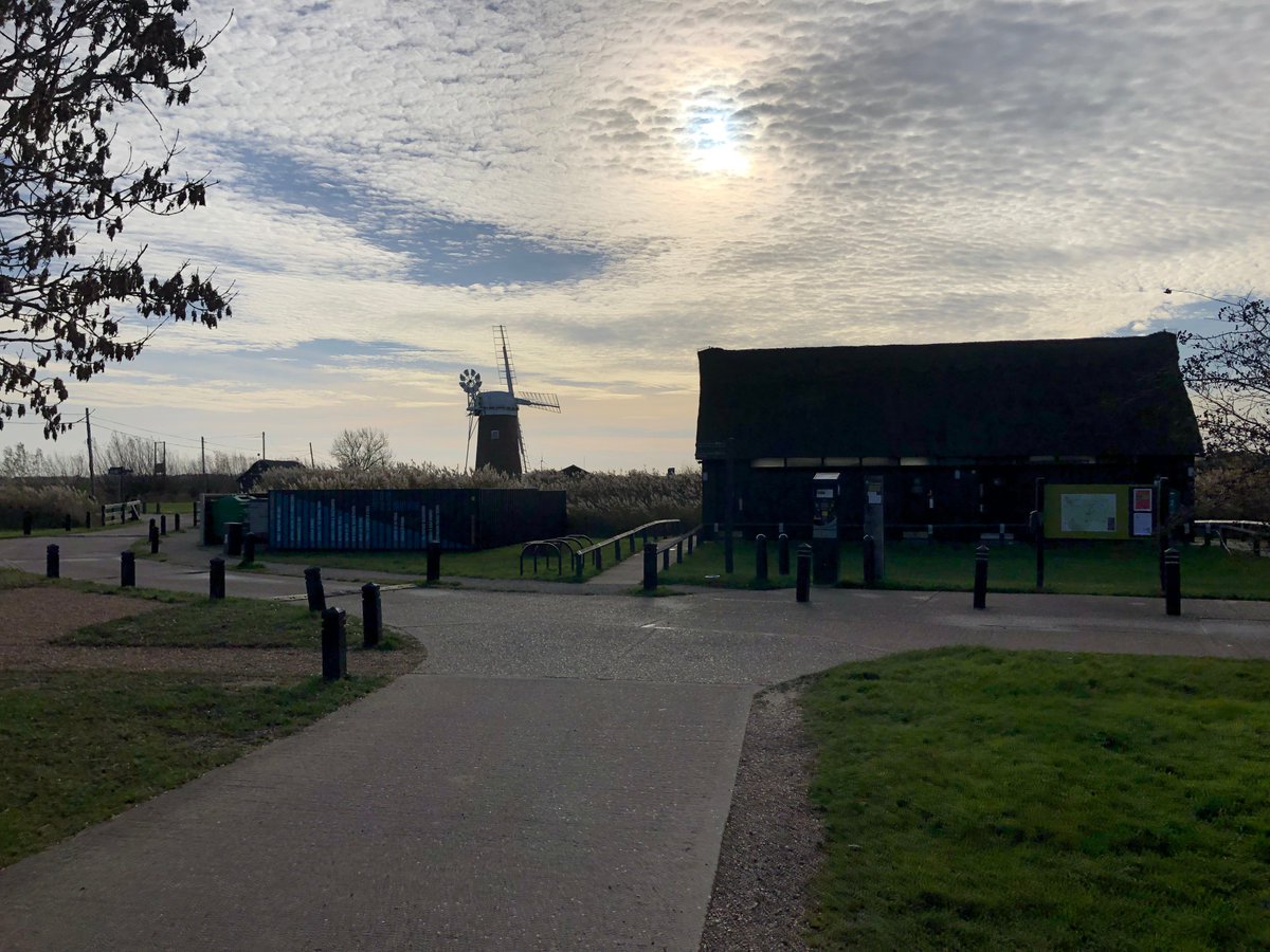 svweathertech's tweet photo. Crisp views from our recent visit to The National Trust Horsey Wind Pump. Perfect for a New Year's walk or to blow the cobwebs away #NationalTrust #HorseyWindPump #SkyviewSystems #windsensor #weathermonitoring #weathersystem #safety #weatherstation https://t.co/tAg9sYH0z3