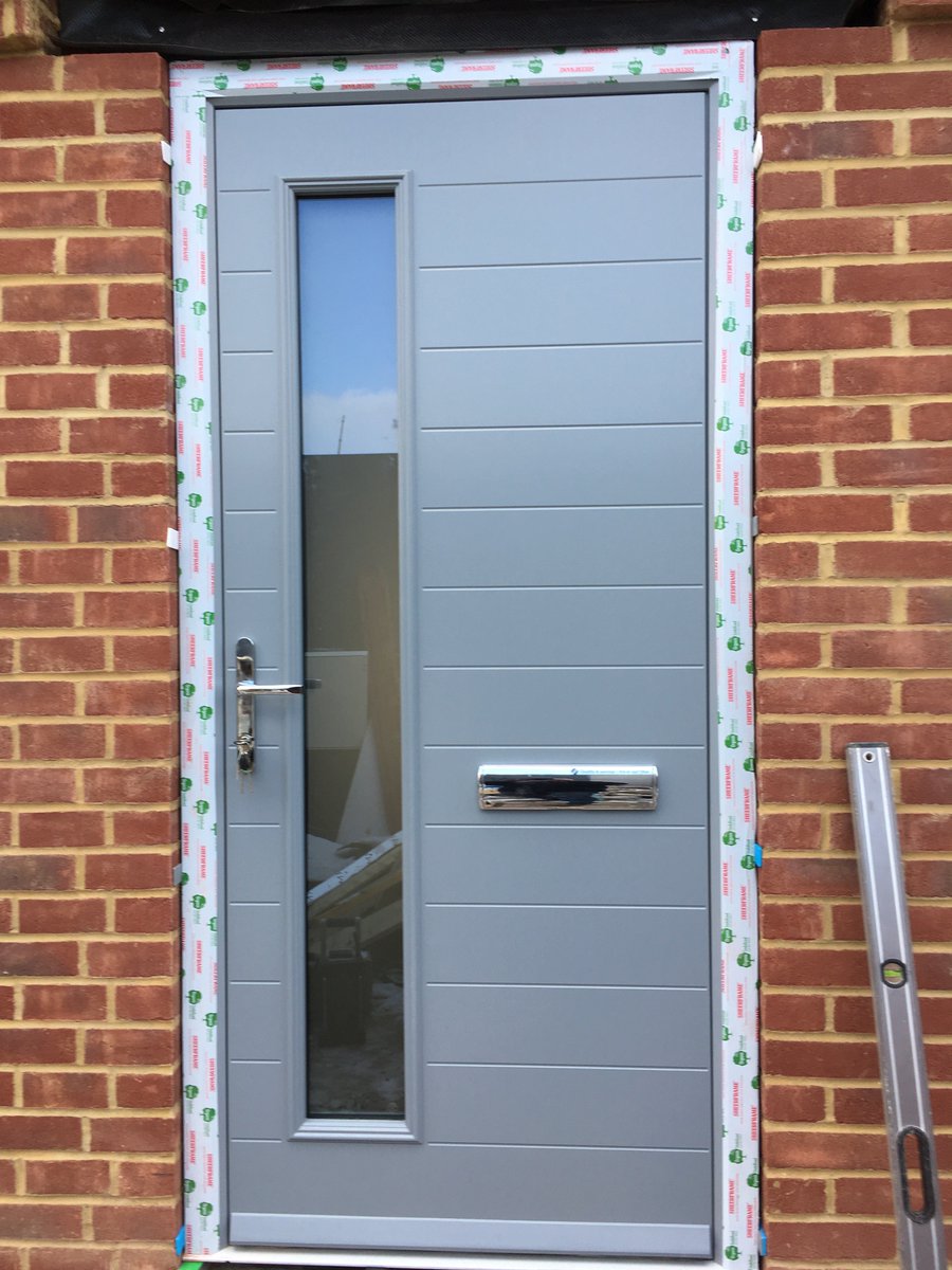 Doorteck's tweet photo. @Doorteck front doors, garage doors, rollers , need a door call us .
#frontdoors #garagedoors #smarthomes https://t.co/XT848vijad