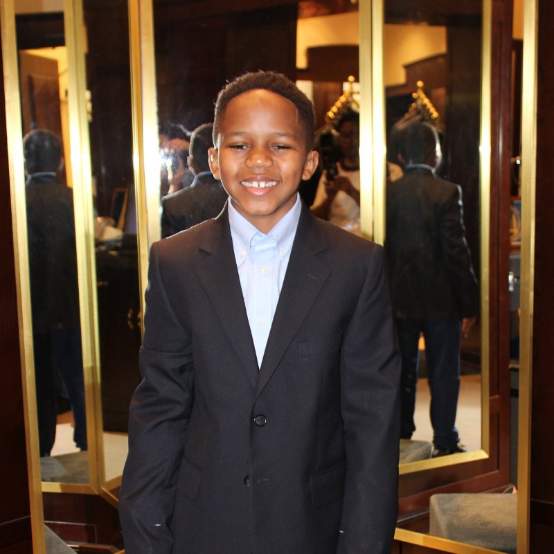 MakeAWishMidTN's tweet photo. Eleven-year-old Kayden, who has a rare congenital disorder, wished to go to Game One of the NBA Finals in 2017. On Jan. 19, he will be co-hosting #Starsfor Wishes presented by Crowe. https://t.co/OlYlR1Zqqv
#wishkidwednesday https://t.co/gOKiHGeKEU