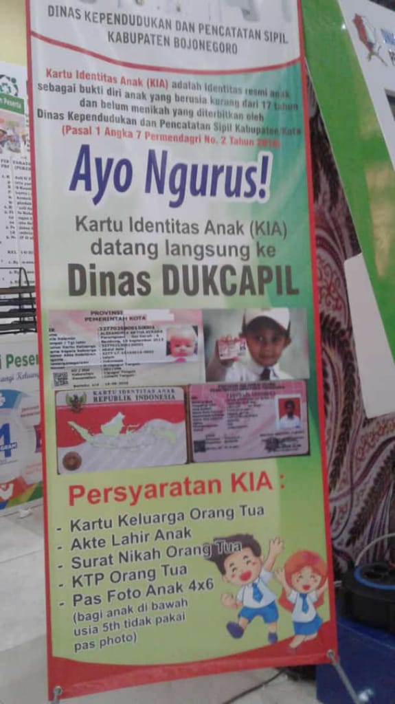pemkab_bjn's tweet photo. Ayo ngurus Kartu Identitas Anak (KIA)  di Dinas DUKCAPIL Persyaratannya mudah lho... 
*Kartu Keluarga Orang Tua
*Akte Lahir Anak
*Surat Nikah Orang Tua
*KTP Orang Tua
*Pas Foto Anak 4 x 6
(bagi anak dibawah 5 tahun tdk pakai pas foto) https://t.co/iX5mvEC9NN